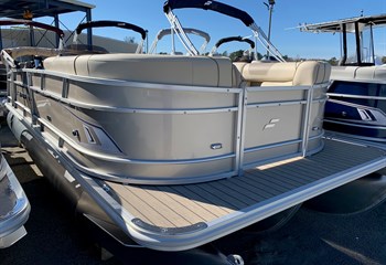 2024 Starcraft EX22 Q Tan Boat